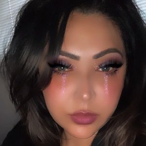 Meet your Posher, Ivonne